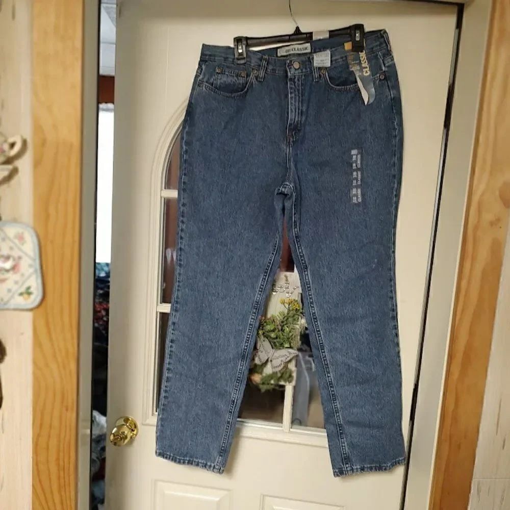 New Faded Glory Classic Straight Leg Jeans Size Women's 16 Petite